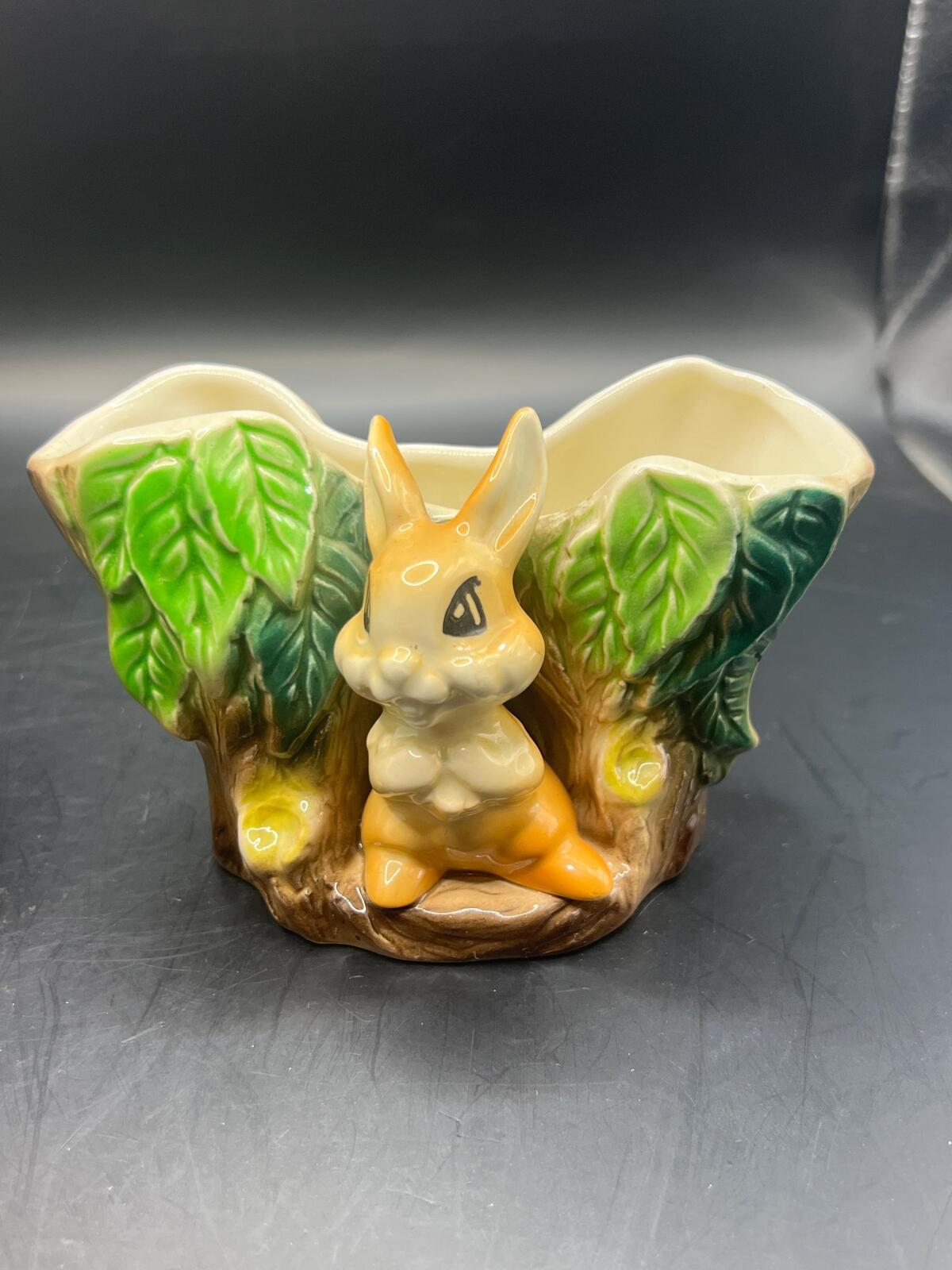 Kitsch posy vase planter. Bunny Rabbit by a log. Stamped Hornsea Fauna.