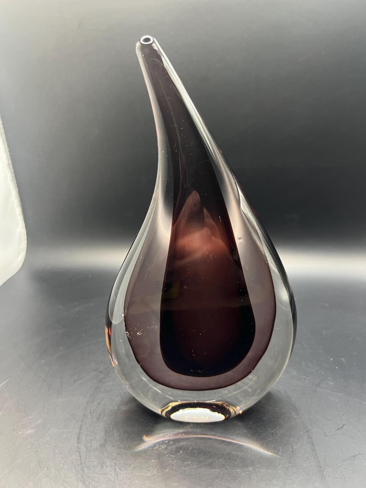 Murano style teardrop paperweight. Sommerso technique Purple and clear glass Vintage MCM sculpture