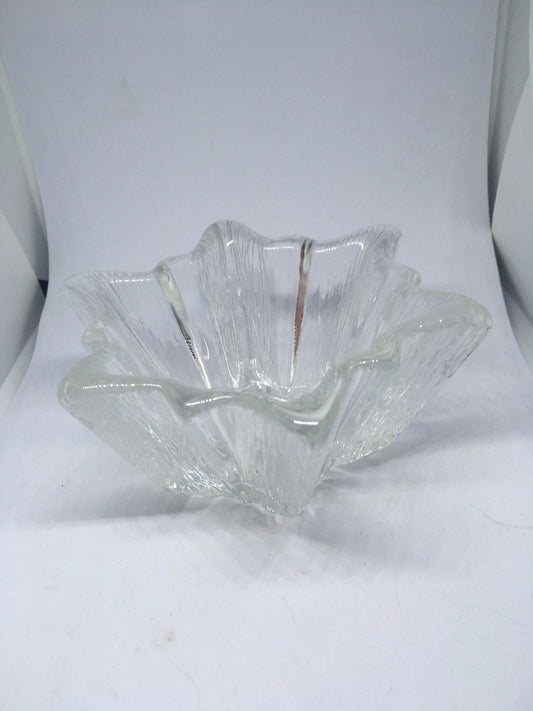 Vintage clear glass 6 point starburst votive.