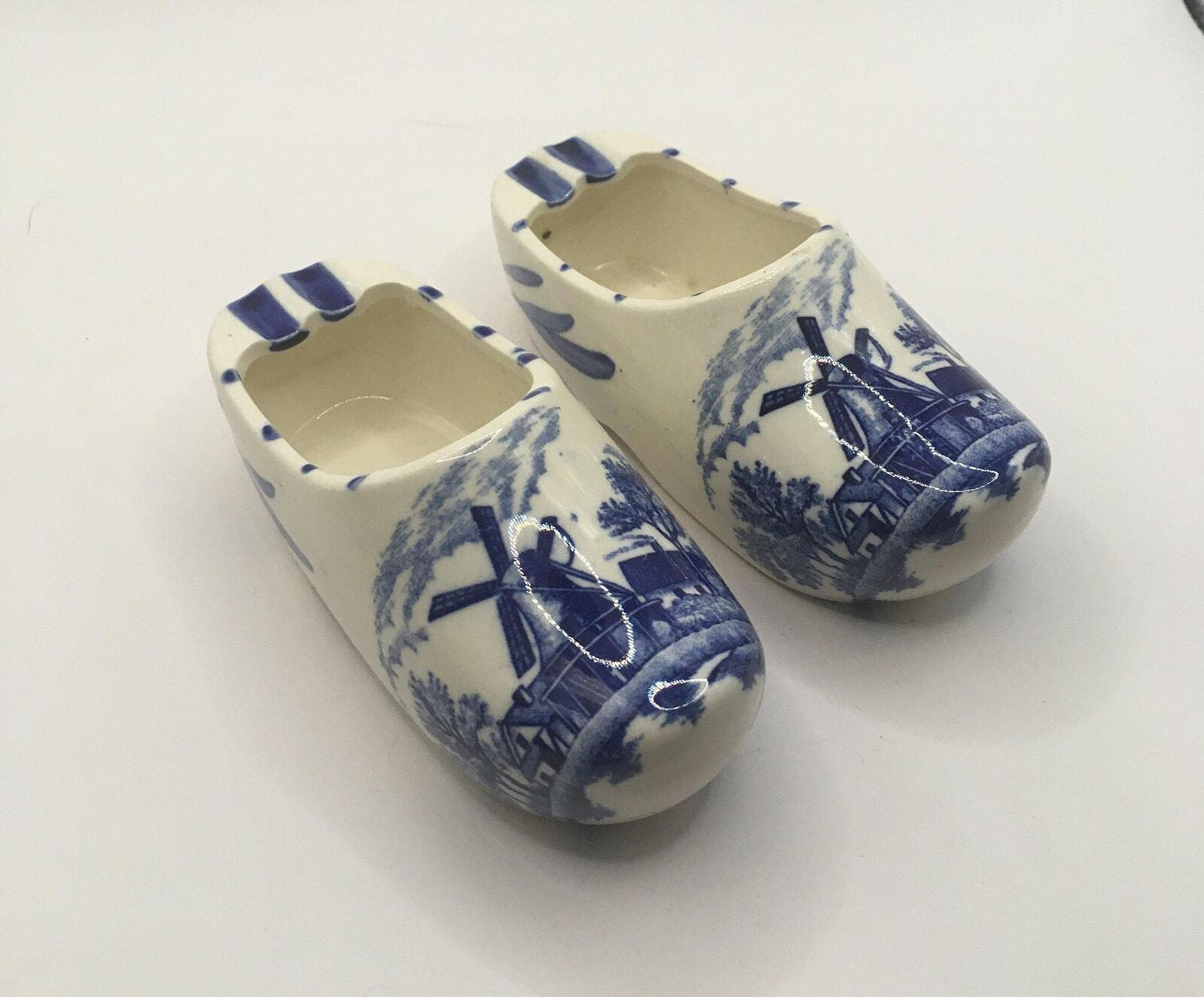 Pair Delft ware clog ashtrays. Tobacciania collectors gift.