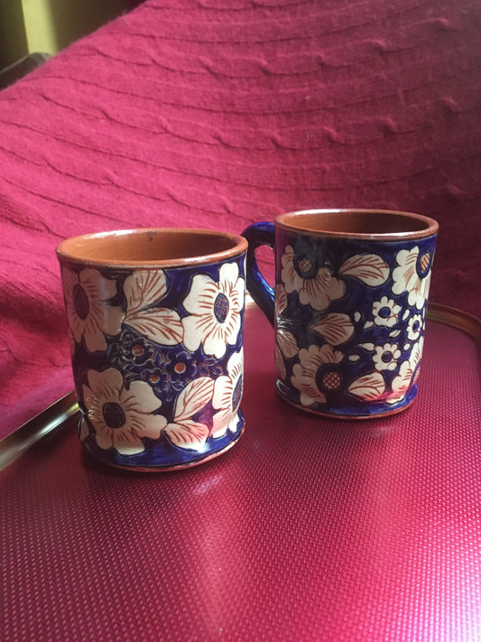 Studio pottery mugs signed Orlario Crista from São Pedro do Corval, Portugal. 2 available