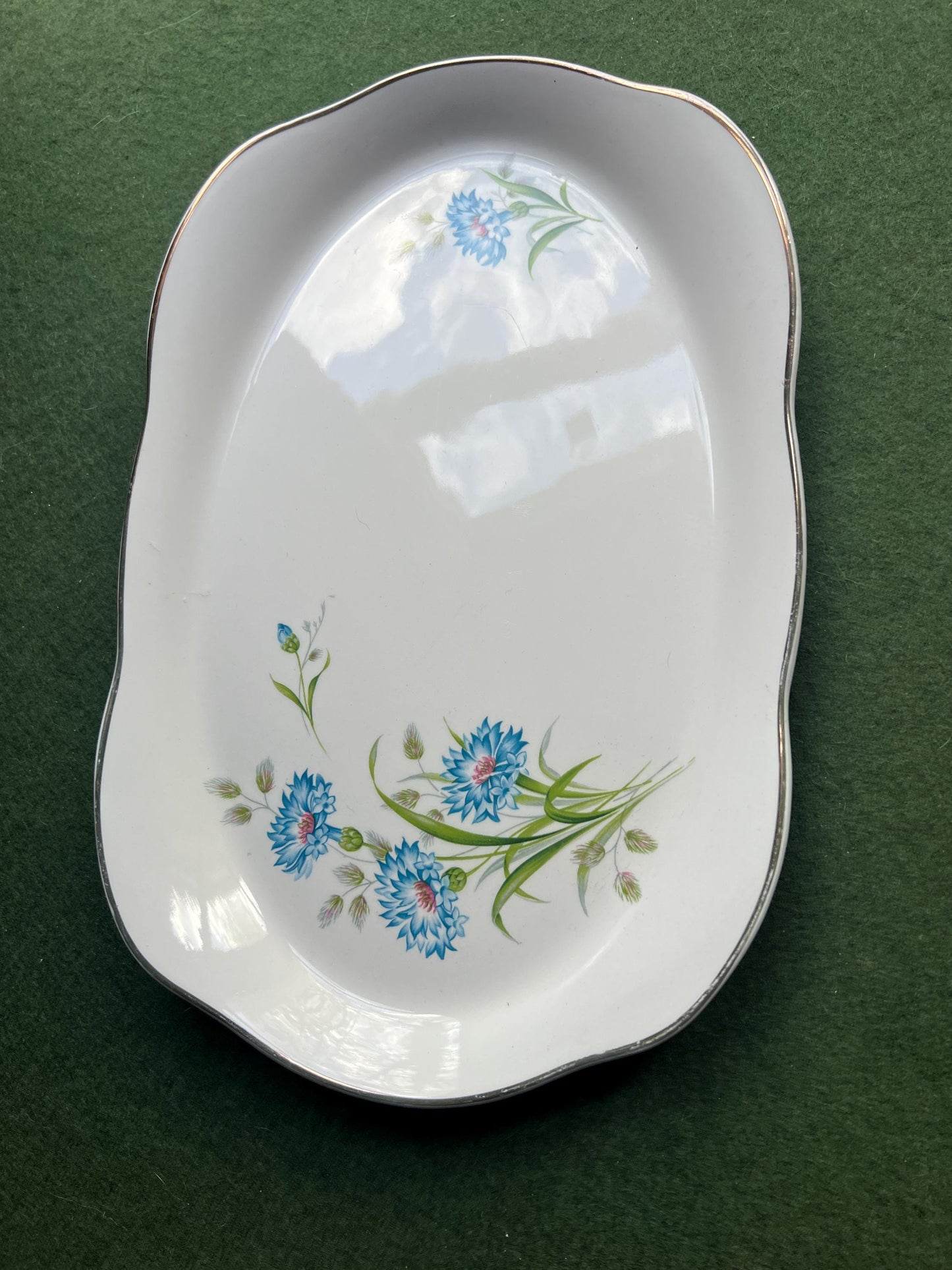Beautiful ceramic dressing table tray. Stamped Glo-White Alfred Meakin England.