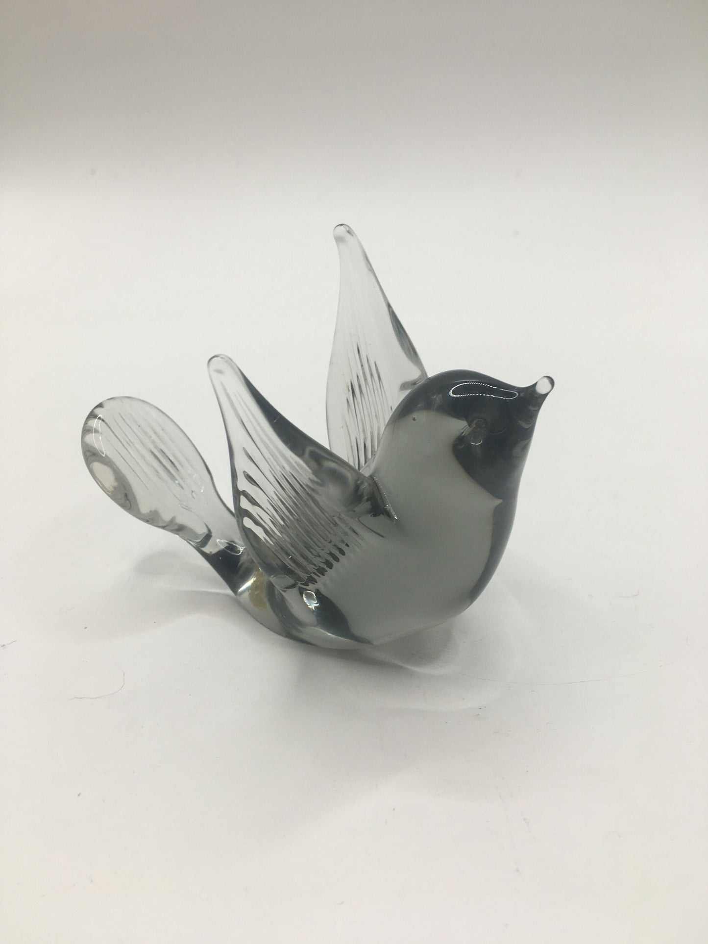 Swedish glass bird. Beautiful Hand blown  art glass bird. Reijmyre glass Sweden. Smoky grey flying bird paperweight. Baby bird figurine.