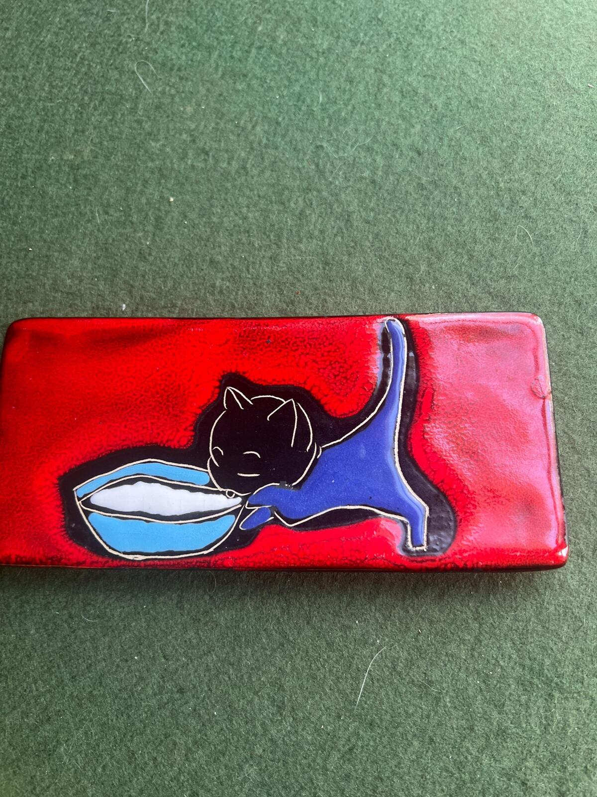 Raku pottery cat wall tile. Black kitten theme on red ceramic tile. Gallery wall decor.