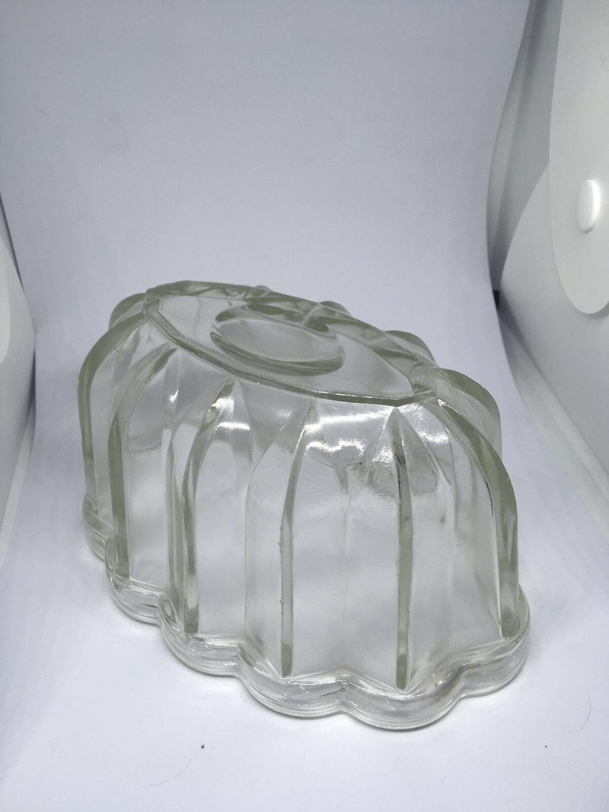 Vintage glass jelly aspic mould. Vintage kitchenalia collector gift.