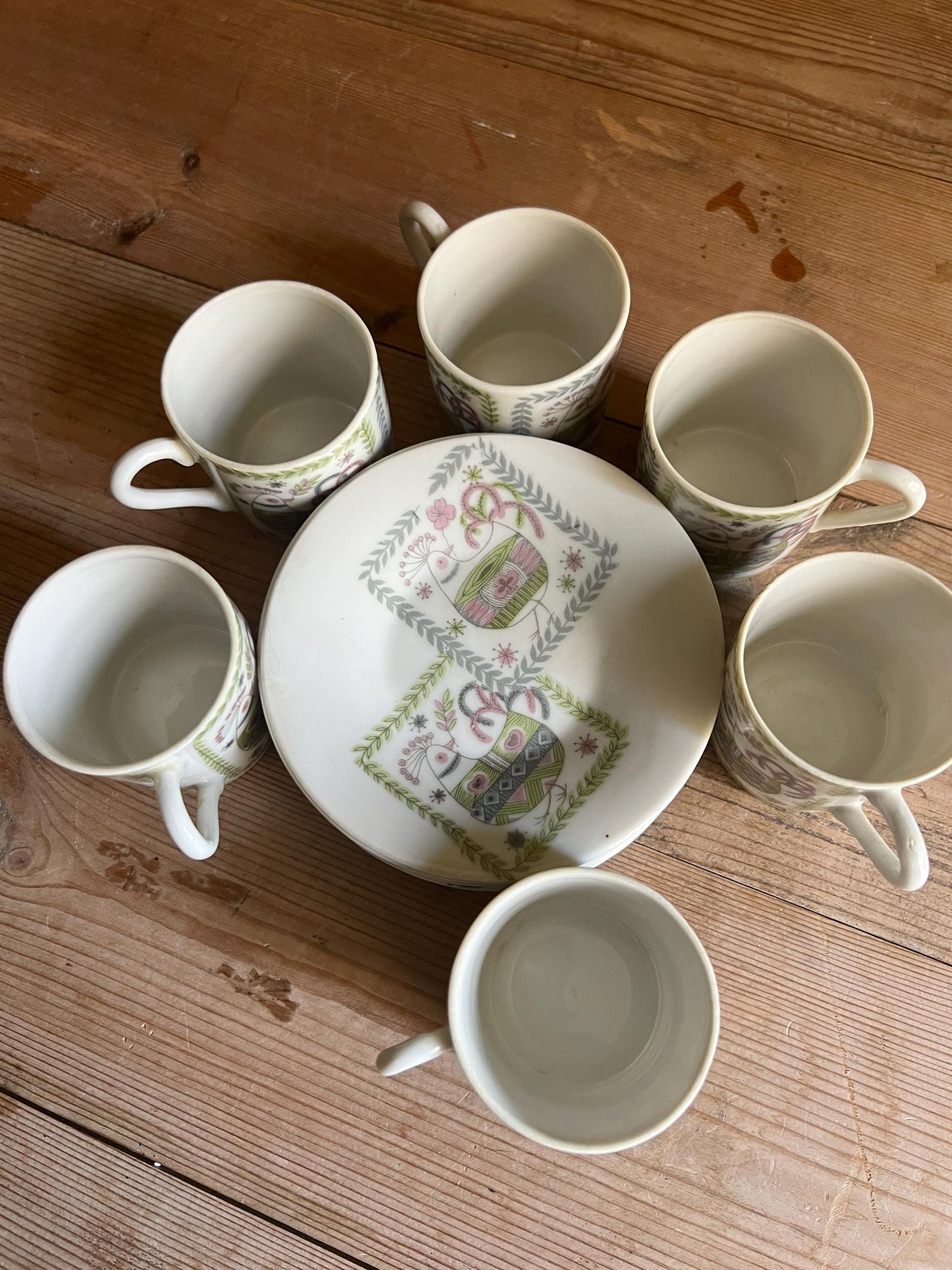 Set of 6 espresso cups saucers. Retro Pink green quirky rooster design. Marked Porzellan.