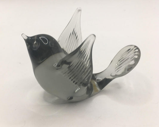 Swedish glass bird. Beautiful Hand blown  art glass bird. Reijmyre glass Sweden. Smoky grey flying bird paperweight. Baby bird figurine.