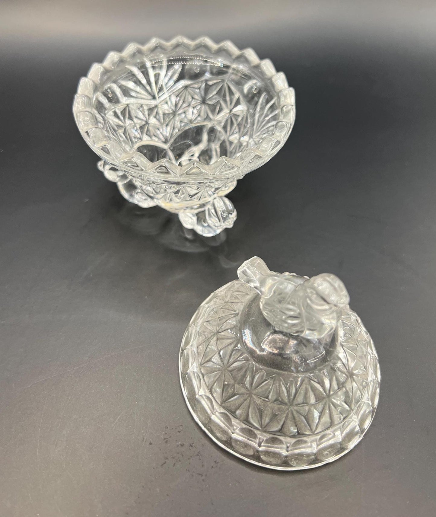 Cut glass trinket box. Vintage Hofbauer Crystal Collection Made in Germany. 24% lead crystal.
