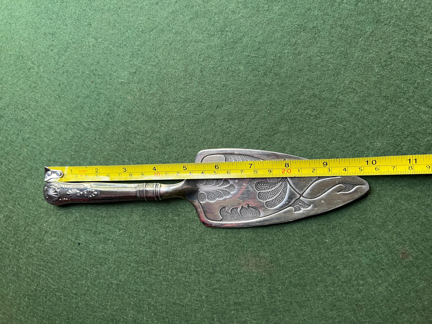 Vintage Silver Plated Mayell Cake Slice. Beautiful Art Deco style Pie Server.