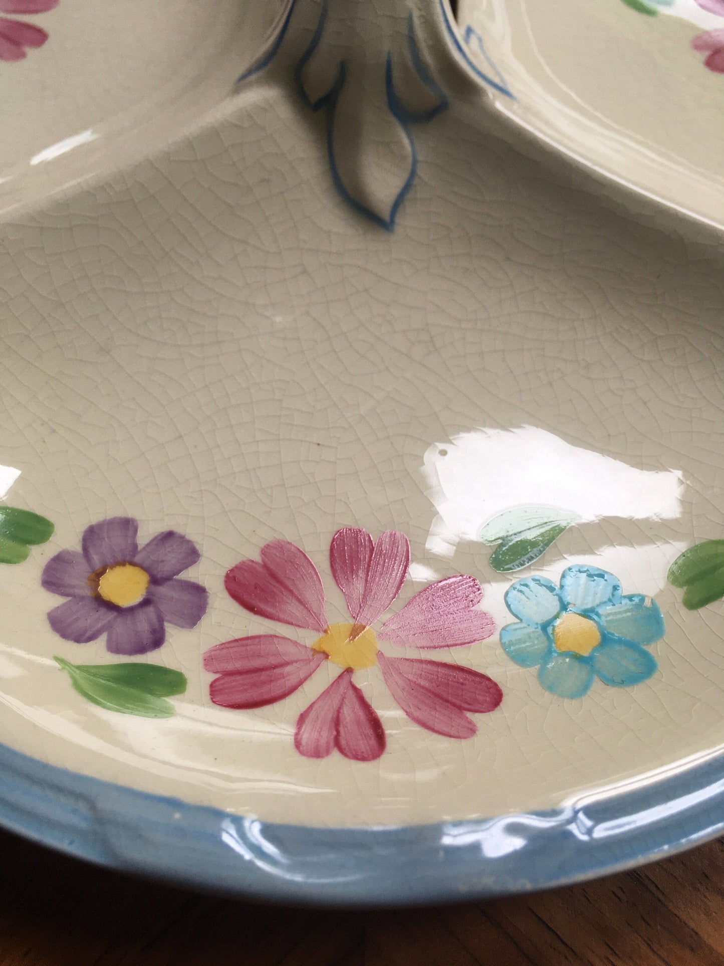 Beautiful tri-part handled trinket bowl. Stamped Newhall Langley Staffs. 'Ludlow'