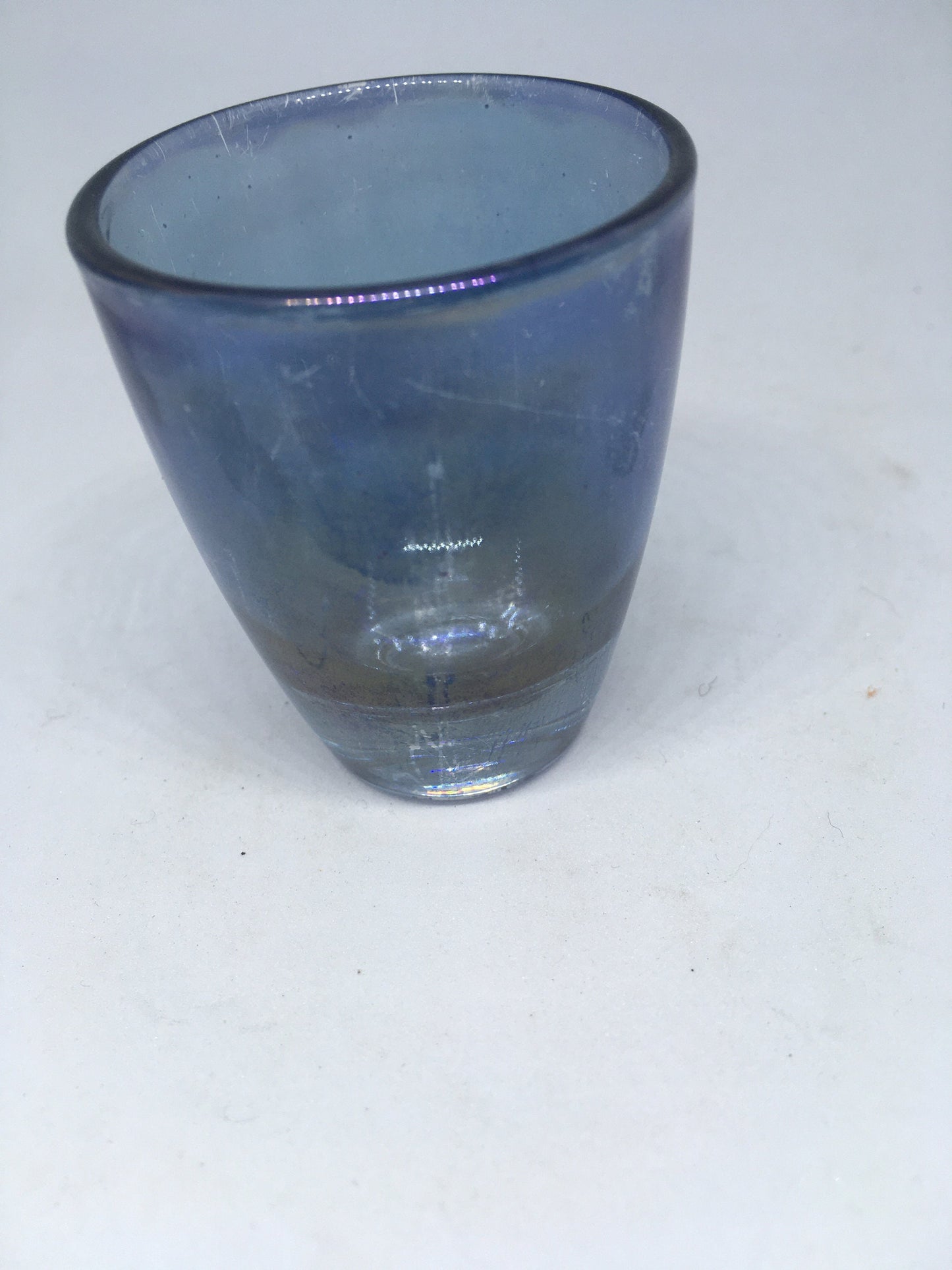 1950s Harlequin glass 6 shot glasses in wire holder.