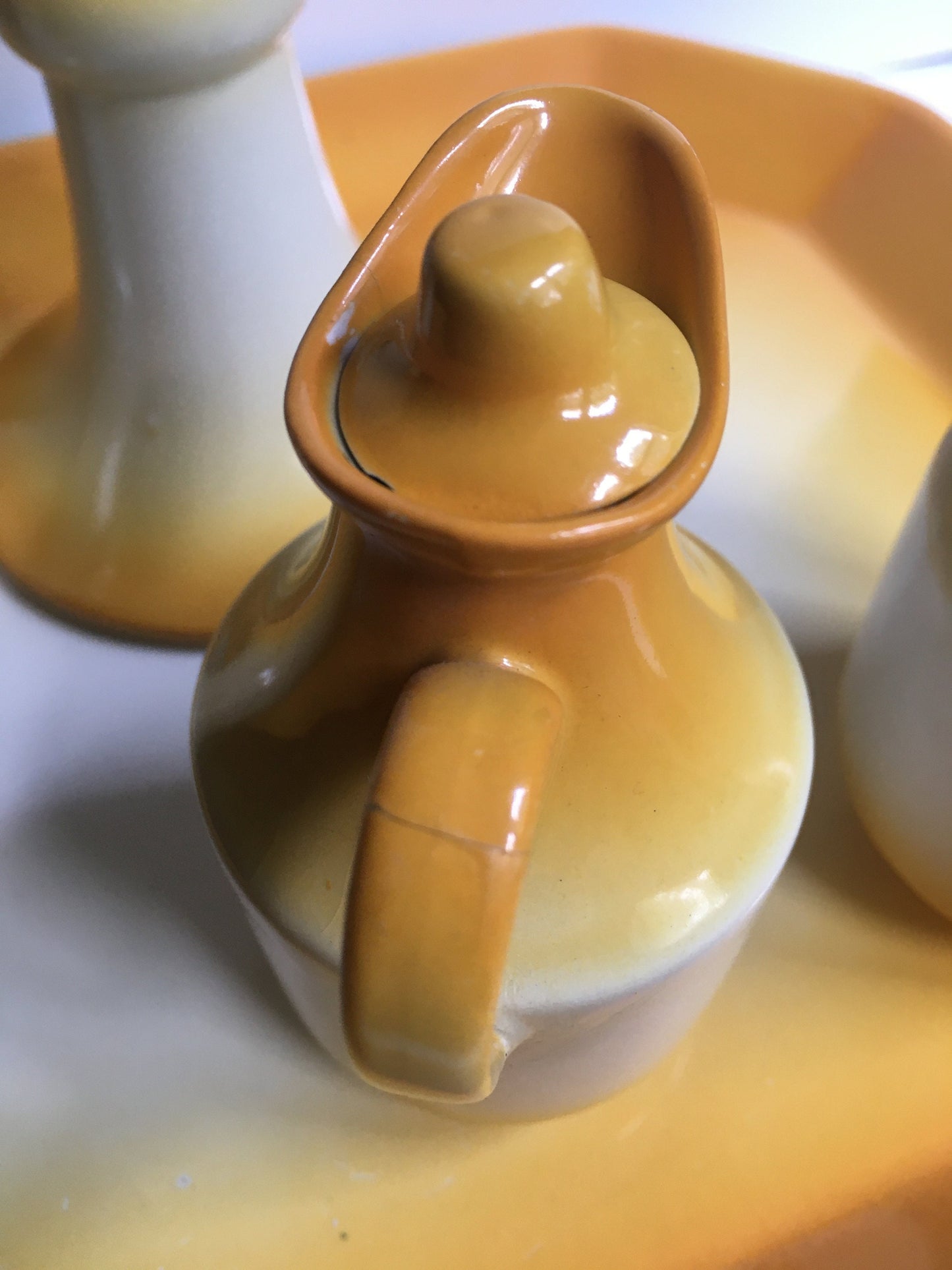 Beautiful vintage Yellow fade Adams Tunstall Dressing table set.
