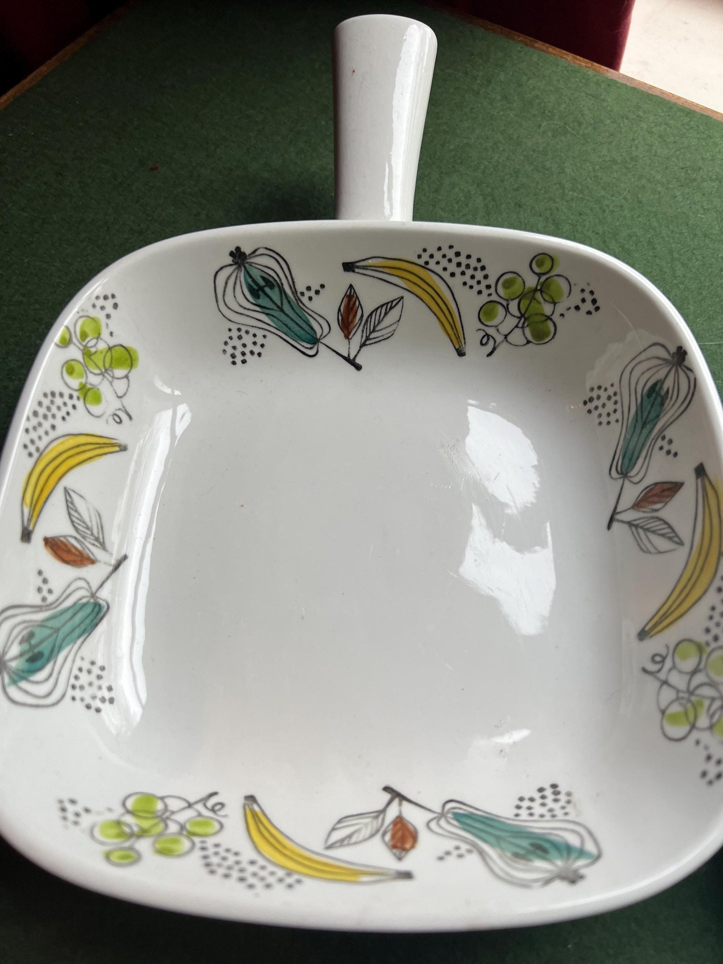Pair of square Swedish Rörstrand Granada serving dishes.