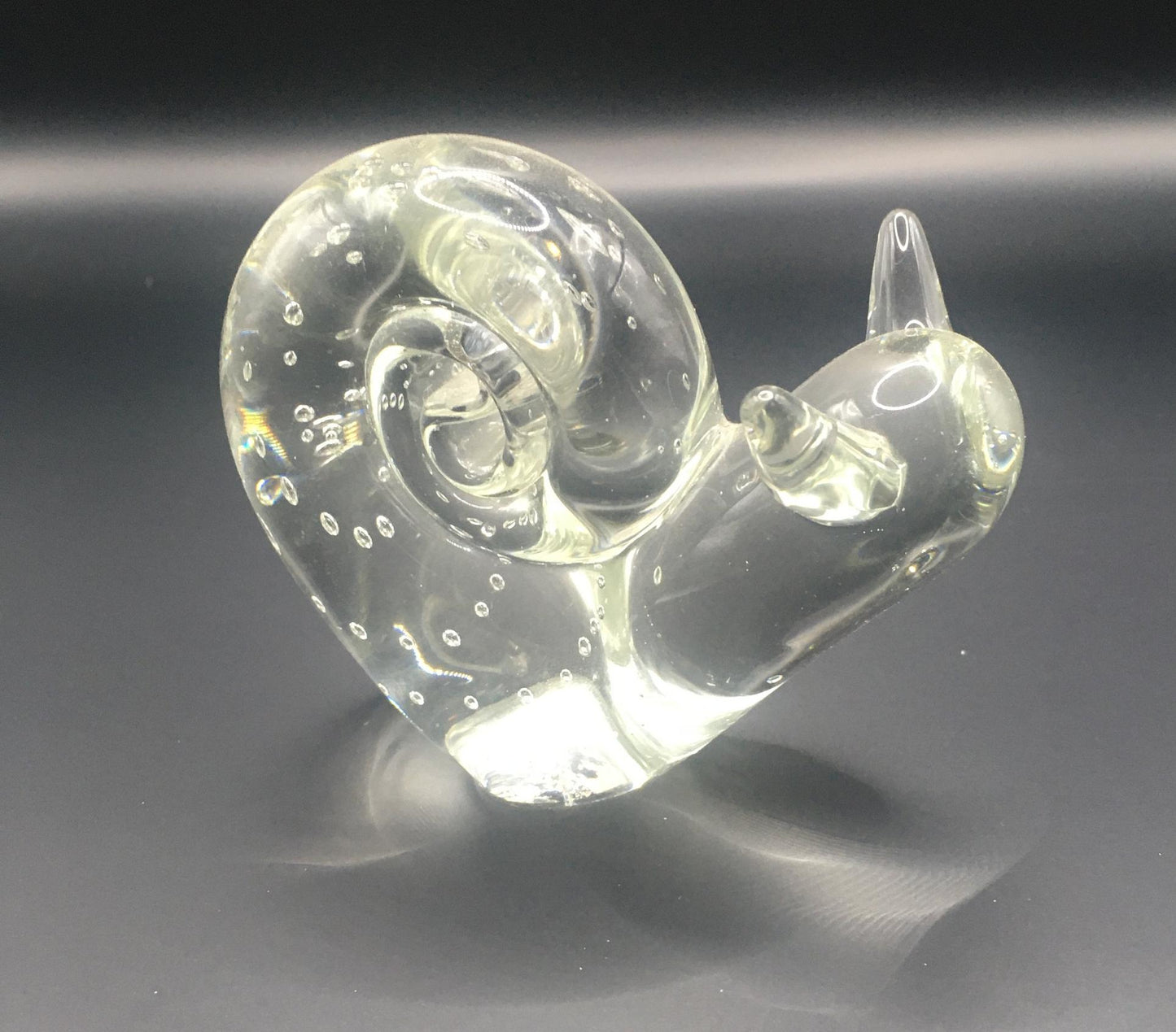 Art glass snail paperweight figurine .