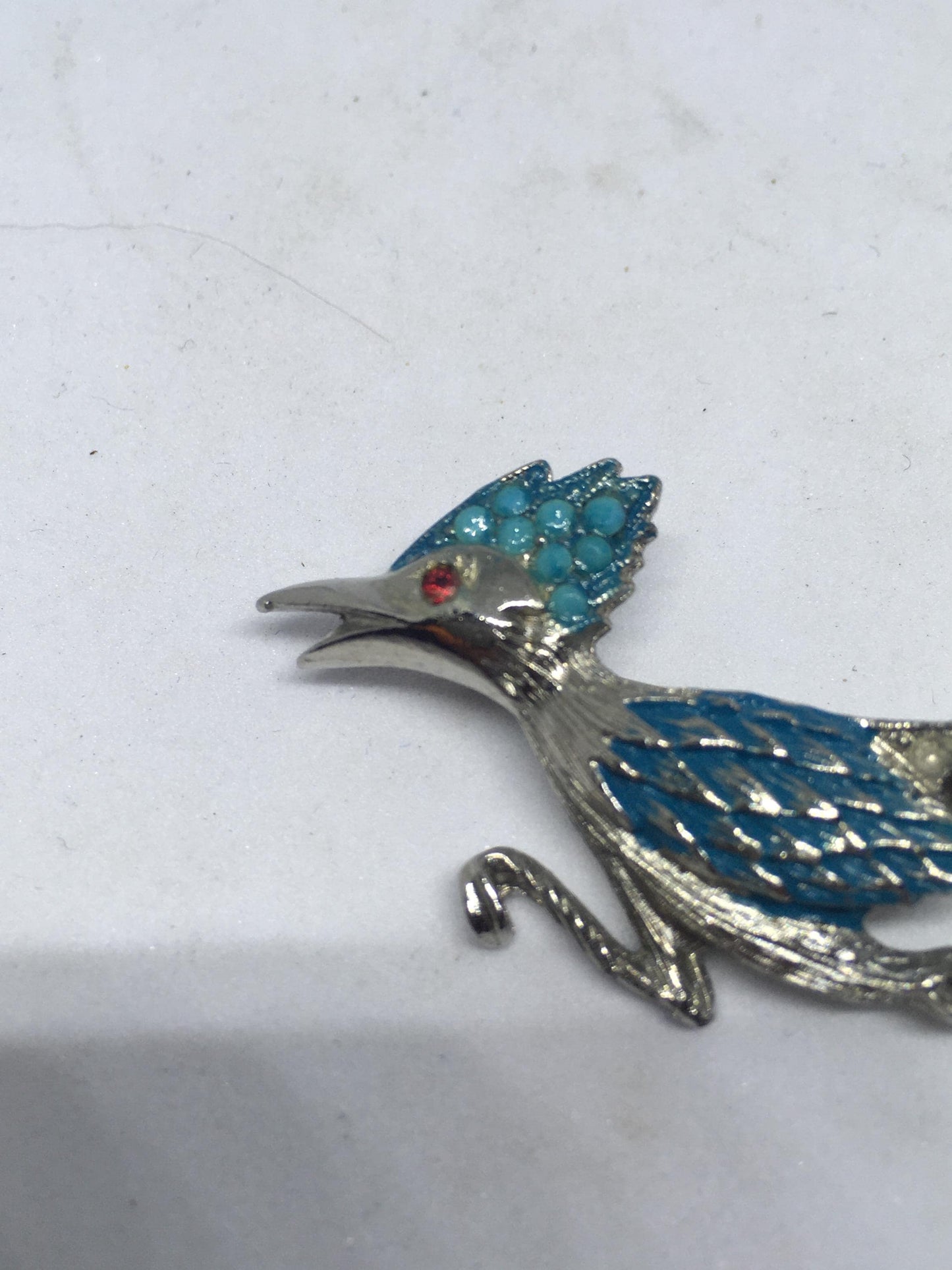 1960s Vintage Rhinestone Road Runner lapel pin. Bird lover costume jewellery. AS IS