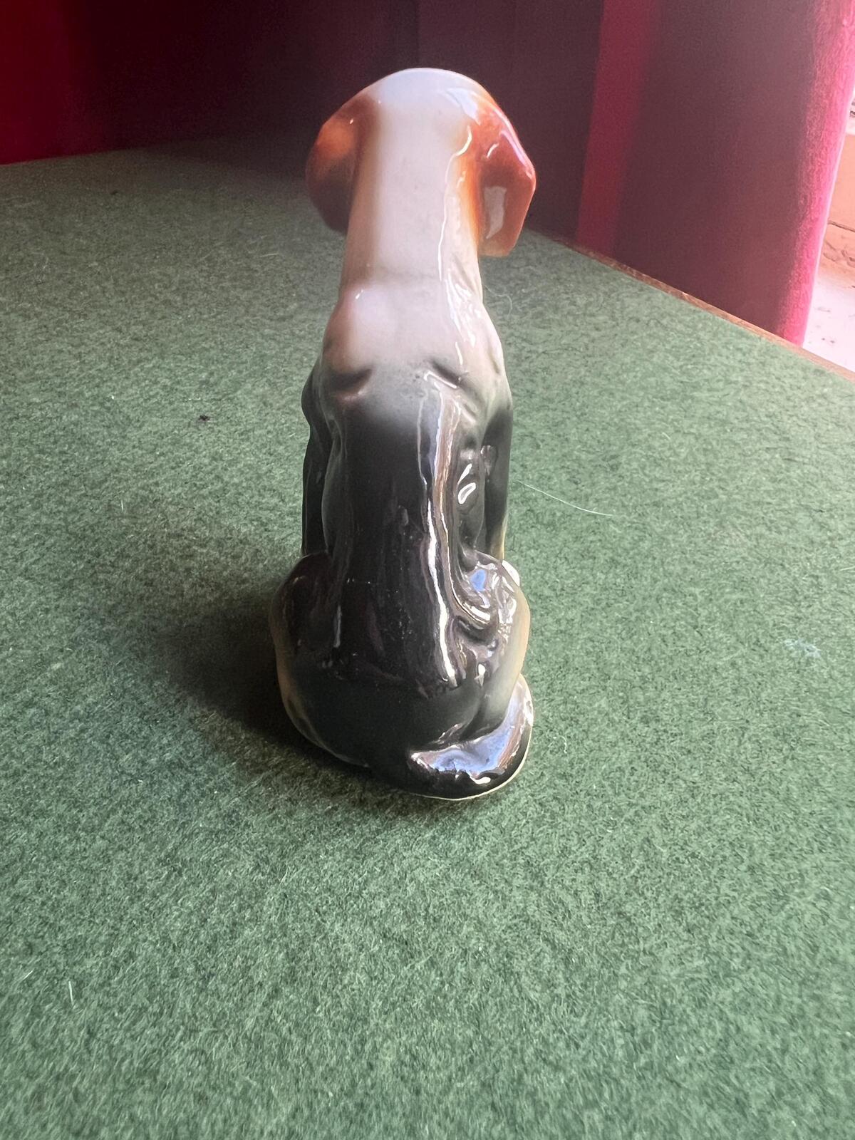 Vintage ceramic dog figurine. Sitting Beagle ornament. Dog lover gift.
